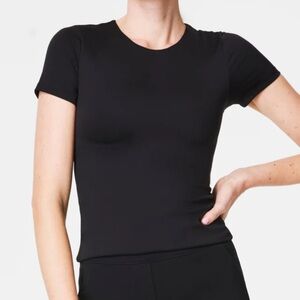 NWT - Spanx Smoothing Jersey Crew Neck T-Shirt - Classic Black - Women’s Small